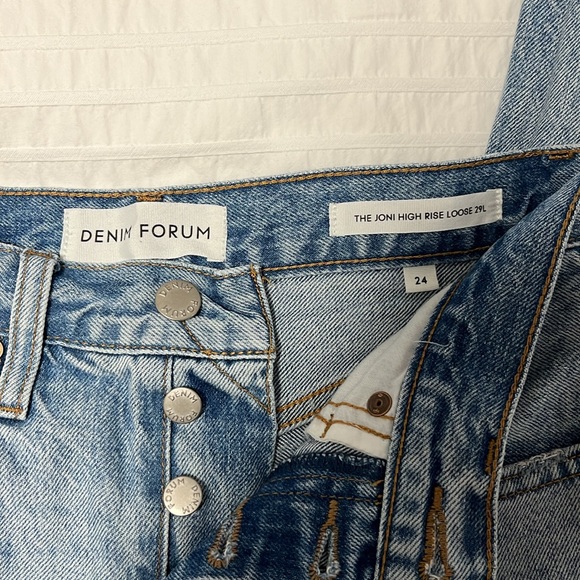 ARITZIA DENIM FORUM JONI HIGH RISE LOOSE 29L JEANS - SIZE 24 - Picture 3 of 3